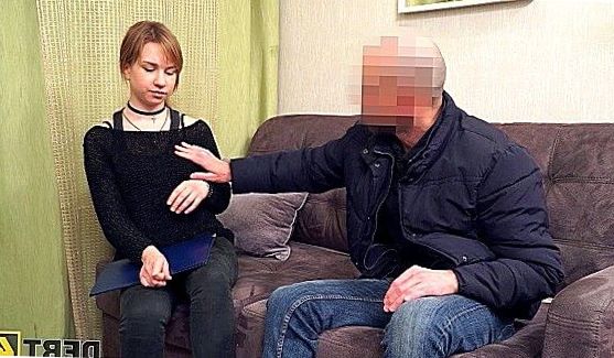 Молодую (18 лет) русскую суку отодрали в обе щели, порно видео