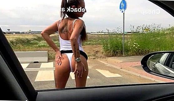 кончает белой спермой, порно видео