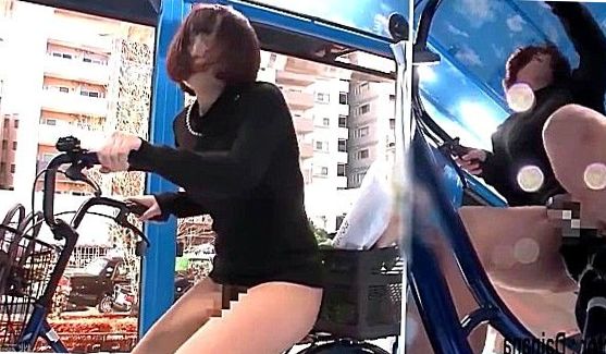 Сквирт: Megan Reece в гостях у негра, порно видео